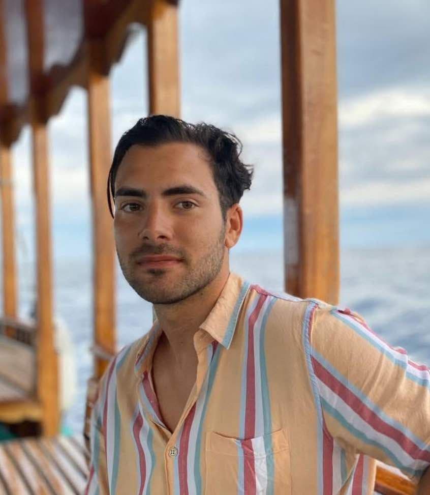 Manuele Zanaboni, Volunteer and Founder of Project Ocean Oasis